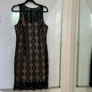 Sharagano Lace Sleeveless Black And Nude Dress Size 12